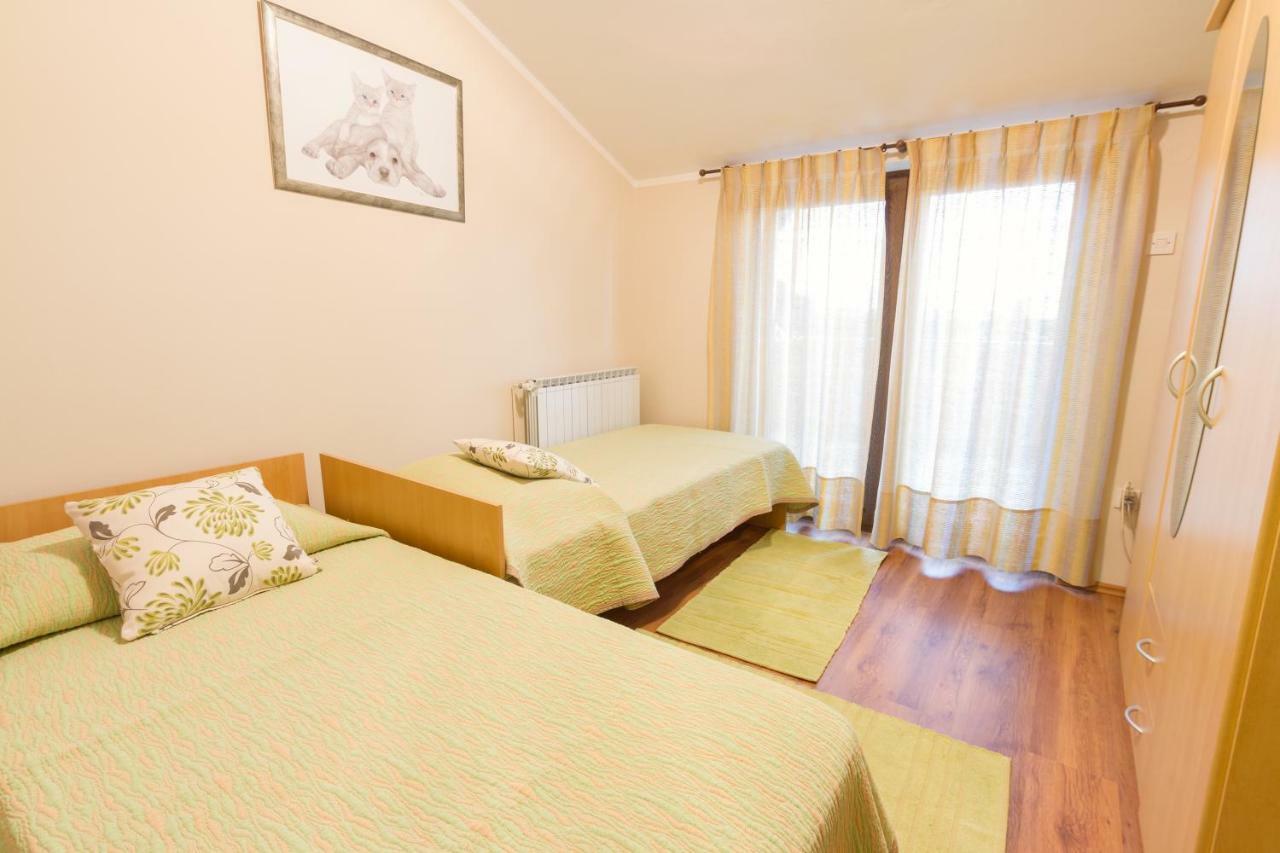Apartments Mirjana Novigrad Istria Buitenkant foto