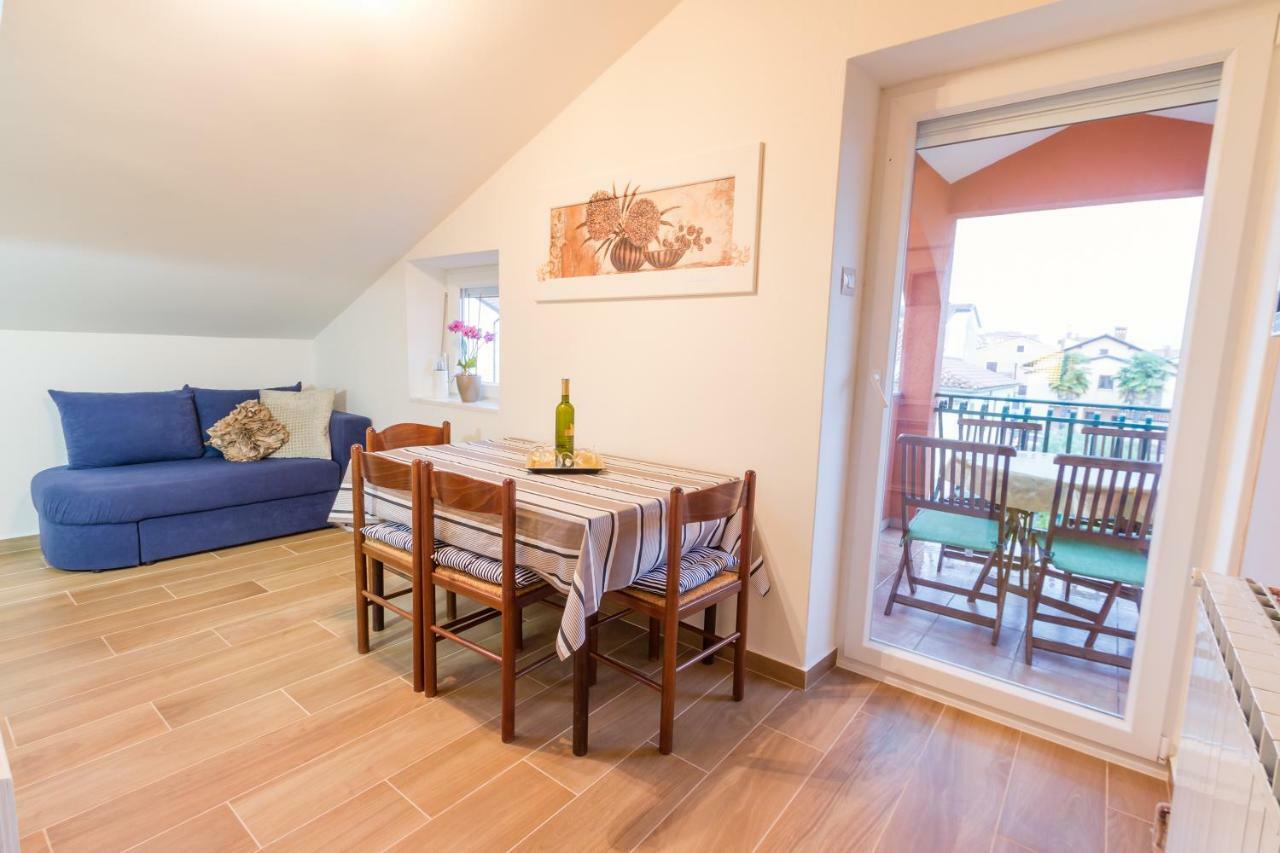 Apartments Mirjana Novigrad Istria Buitenkant foto
