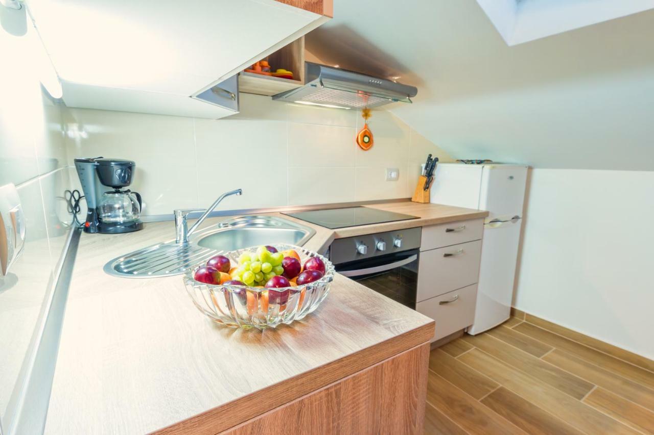 Apartments Mirjana Novigrad Istria Buitenkant foto